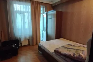 Satılır Köhnə Tikili Yeni Yasamalda