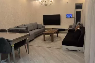 Satılır Həyət Evi Buzovnada