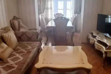 Satılır Köhnə Tikili İzmir Parkı