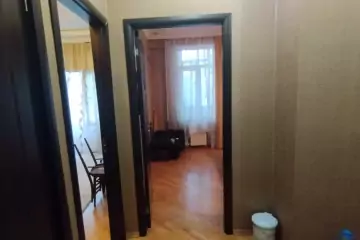 Satılır Köhnə Tikili Yeni Yasamalda