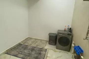 Satılır Yeni Tikili Yasamalda