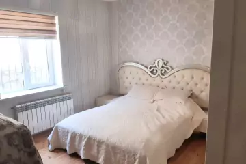 Satılır Həyət Evi Zabrat Qəsəbəsida