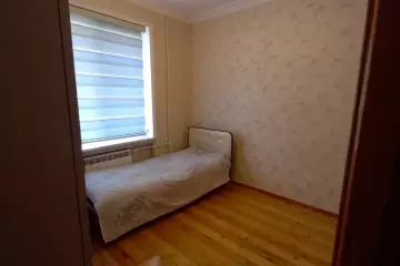 Satılır Köhnə Tikili Biləcəridə