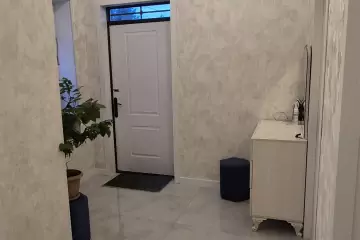 Satılır Həyət Evi Buzovnada