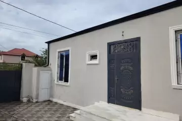 Satılır Həyət Evi Sarayda