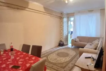 Satılır Yeni Tikili Yeni Yasamalda