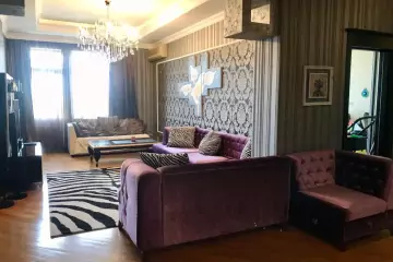 Satılır Yeni Tikili Nəsimi Bazarında