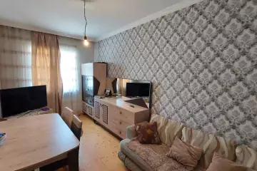 Satılır Həyət Evi Bakıda