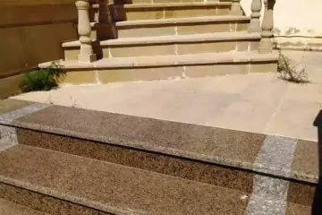 Satılır Bağ Evi Novxanıda