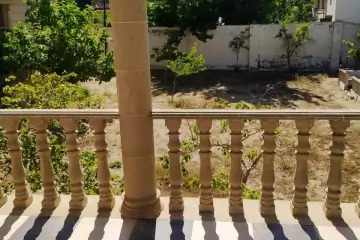 Satılır Bağ Evi Novxanıda