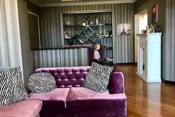 Satılır Yeni Tikili Nəsimi Bazarında