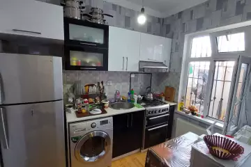 Satılır Həyət Evi Bakıda
