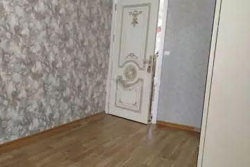 Satılır Köhnə Tikili 3-cü Mikrorayonda