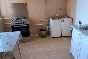 Aylıq Kirayə Köhnə Tikili Ukraniya Dairəsida
