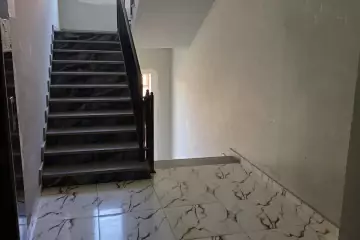 Satılır Yeni Tikili Masazırda