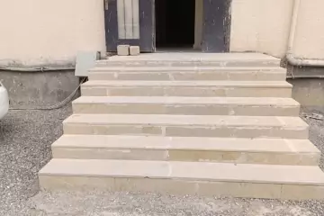 Satılır Yeni Tikili Masazırda