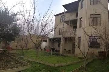 Satılır Həyət Evi Hökməlidə