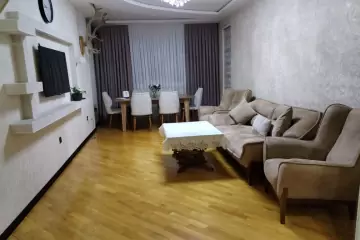 Satılır Yeni Tikili Bakıxanovda