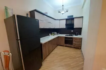 Satılır Yeni Tikili Yasamalda