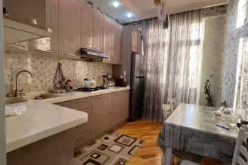 Satılır Yeni Tikili Masazırda