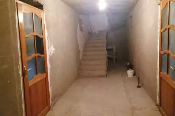 Satılır Həyət Evi Hökməlidə