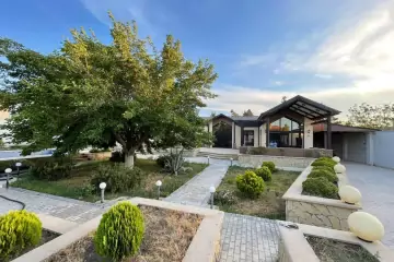 Satılır Bağ Evi Buzovnada