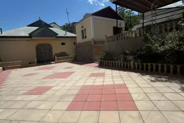 Satılır Həyət Evi Biləcəridə