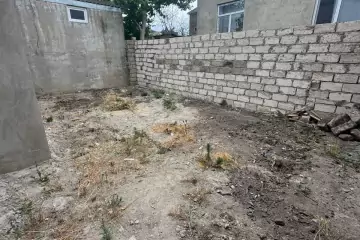 Satılır Həyət Evi Buzovnada