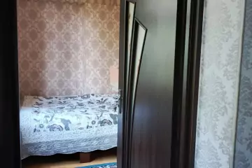 Satılır Köhnə Tikili 4-cü Mikrorayonda