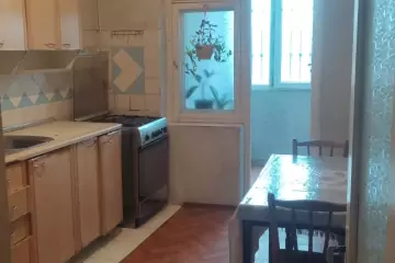 Satılır Köhnə Tikili Biləcəridə