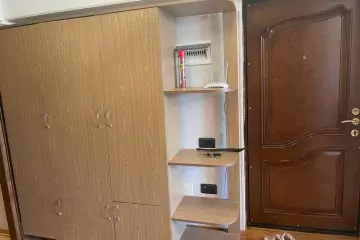 Satılır Köhnə Tikili Heydər əliyev Parkıda