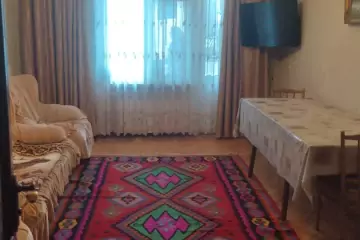 Satılır Köhnə Tikili Biləcəridə