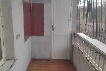 Satılır Köhnə Tikili Biləcəridə