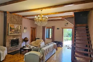 Satılır Həyət Evi Buzovnada