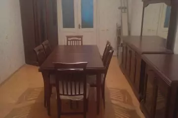 Satılır Köhnə Tikili Biləcəridə