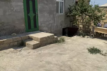 Satılır Həyət Evi Binəqədidə
