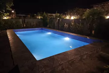 Günlük Kirayə Bağ Evi Türkənda