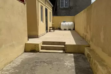 Satılır Həyət Evi Binəqədidə