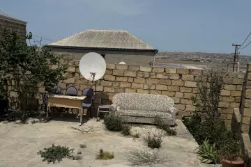 Satılır Həyət Evi Binəqədidə