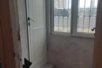 Satılır Köhnə Tikili Biləcəridə