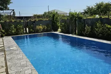Günlük Kirayə Bağ Evi Türkənda 