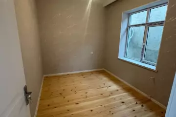 Satılır Həyət Evi Buzovnada