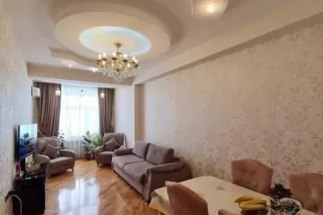 Satılır Yeni Tikili 8-ci Kilometrdə