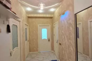 Satılır Yeni Tikili 8-ci Kilometrdə