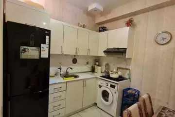 Satılır Yeni Tikili 8-ci Kilometrdə