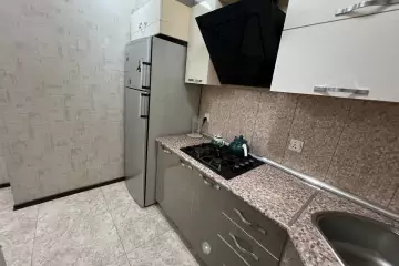 Satılır Yeni Tikili Xalqlar Dostluğuda