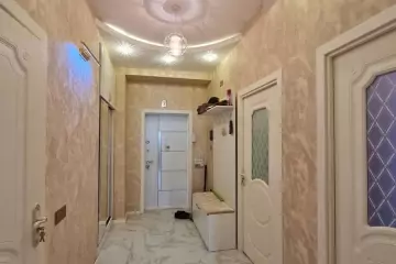 Satılır Yeni Tikili 8-ci Kilometrdə