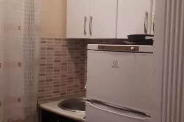 Satılır Köhnə Tikili Qaraçuxurda