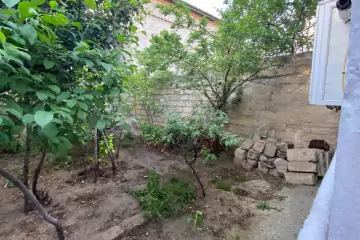 Satılır Köhnə Tikili Biləcəridə