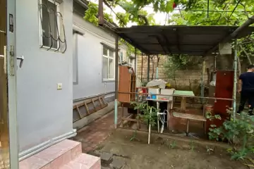 Satılır Köhnə Tikili Biləcəridə
